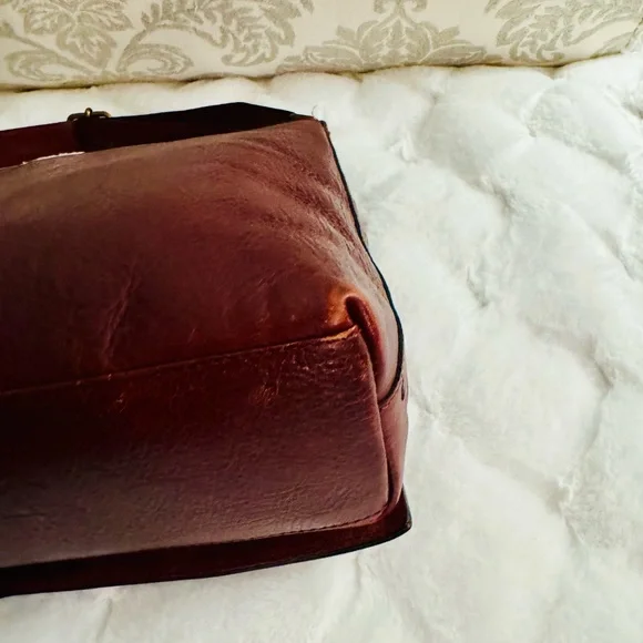 Nordstrom Burgundy Leather Shoulder Bag with Studs Adjusts to crossbody - Picture 6 of 10